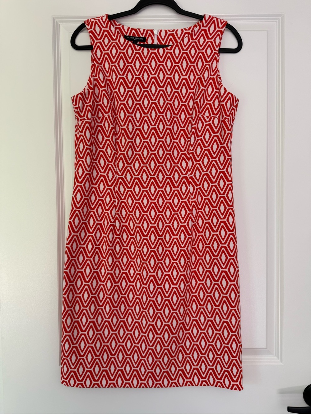 Mario Serrani Red and White Geometric Sleeveless Shift Dress